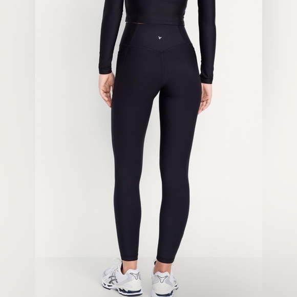 OLD NAVY Women’s PowerSoft Boundless Extra High-Waisted 7/8 Legging Large NWT - Picture 2 of 16